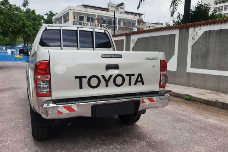 Location Toyota pickup Douala